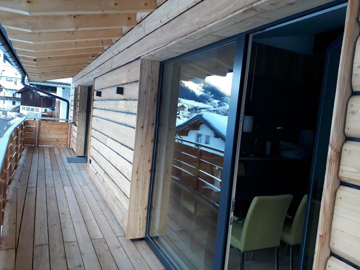 Haus Riefli- Monique Apartment ซังคท์อันทอนอัมอาร์ลแบร์ก ภายนอก รูปภาพ